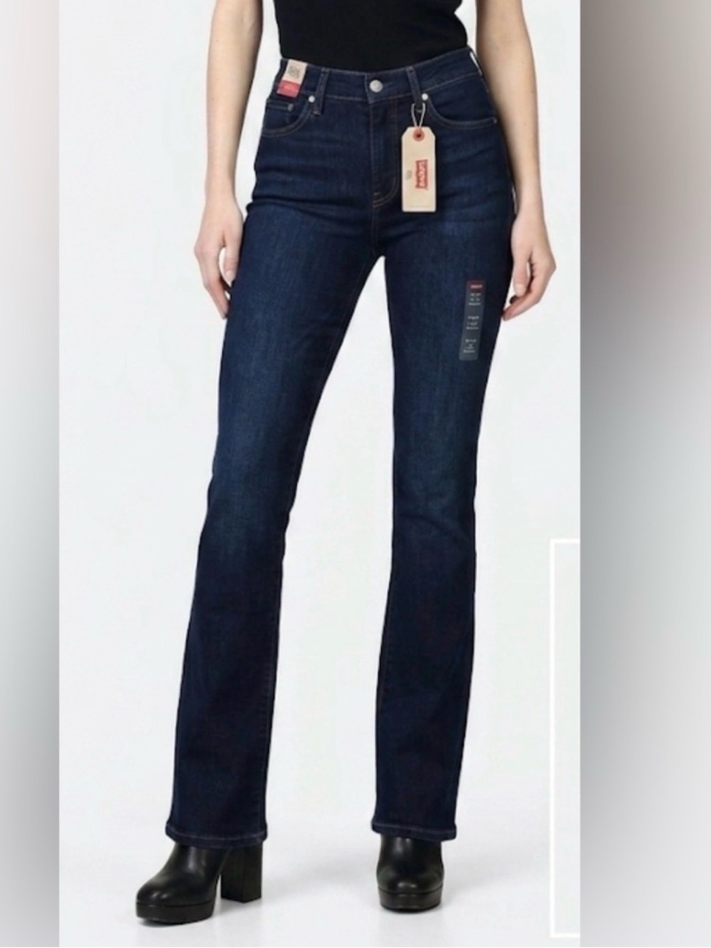 LEVI’S JEANS